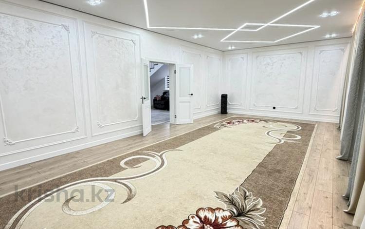 4-комнатная квартира · 273 м², 69 1/1 за 70 млн ₸ в Талапкер  — фото 2