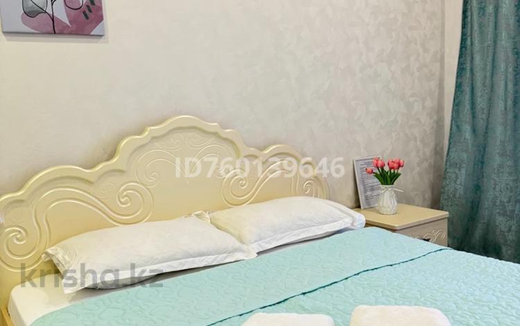 2-бөлмелі пәтер · 65 м² · 2/9 қабат, Юго-Восток ш/а., Муканова 53/8 — Рядом супермаркет Норма, ресторан Вок, ресторан Рубин , Orhun Medical , Детская больница , Магнум, Мечта, Недалеко АвтоЦон, Каргу, рынок Арай, бағасы: 18 000 ₸ в Караганде, Казыбек би р-н — фото 2