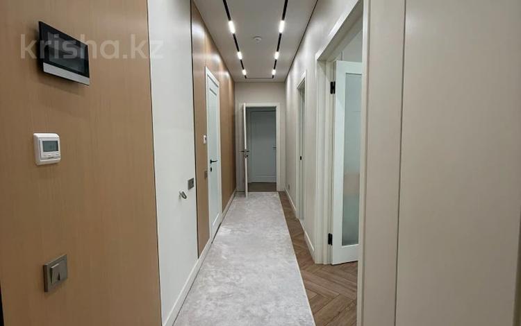 2-бөлмелі пәтер · 70 м² · 3/16 қабат, Егизбаева 3, 5 — Каныша Сатпаева, бағасы: ~ 80 млн ₸ в Алматы, Бостандыкский р-н — фото 2