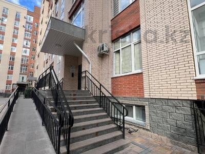 3-бөлмелі пәтер · 95 м² · 8/10 қабат, Юго-Восток ш/а., Микрорайон Байкена Ашимова 21а, бағасы: 56.5 млн ₸ в Караганде, Казыбек би р-н