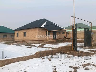 Продажа домов и дачи в Шымкенте: Отдельный дом · 4 комнаты · 149 м² · 8 сот., мкр Бозарык , Сиректас 49 за 31 млн 〒 Отдельный дом · 4 комнаты · 149 м² · 8 сот., мкр Бозарык , Сиректас 49 за 31 млн 〒 в Шымкенте, Абайский р-н