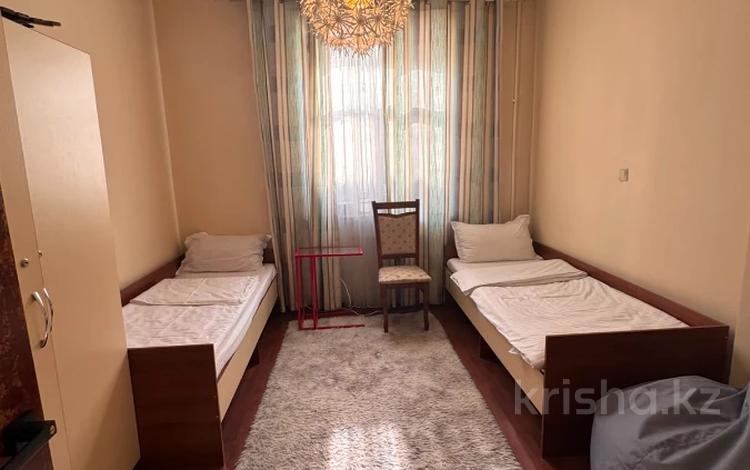 2-комнатная квартира · 61 м² · 2/3 этаж, Назарбаева за 54 млн ₸ в Алматы, Медеуский р-н — фото 2