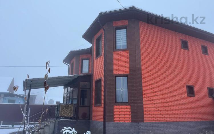 Отдельный дом · 8 комнат · 260 м² · 9 сот., Абылай Хана за 90 млн 〒 в Талгаре — фото 2