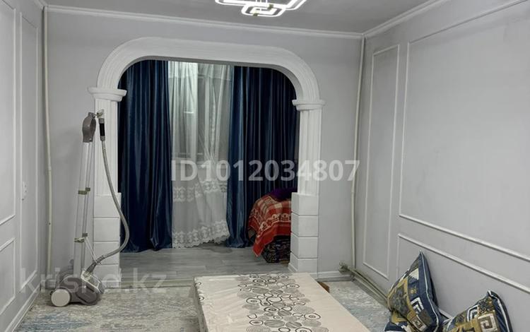 3-комнатная квартира · 62 м² · 3/5 этаж, 13-й микрорайон, 13-й микрорайон 165 — Сайрамская 165 за 25 млн ₸ в Шымкенте, Енбекшинский р-н — фото 2