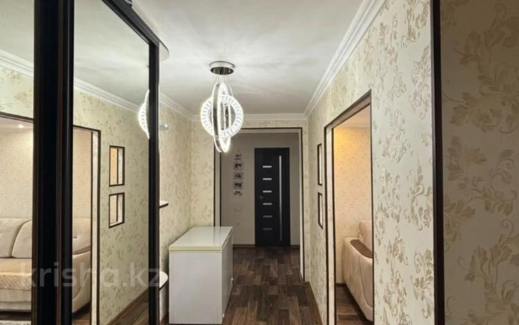 3-комнатная квартира · 78 м² · 8/10 этаж, жастар 43 за 43 млн ₸ в Усть-Каменогорске — фото 2