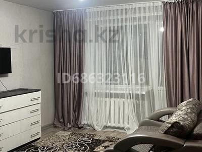 1-бөлмелі пәтер · 40 м² · 5/5 қабат, Дулатова 143 — Шакарима, бағасы: 10 000 ₸ в Семее