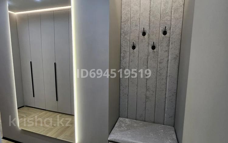 2-комнатная квартира · 56 м² · 5/16 этаж, Жандосова 94А за 500 000 ₸ в Алматы, Бостандыкский р-н — фото 2