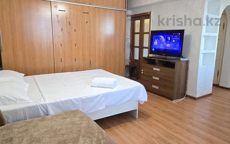 1-бөлмелі пәтер · 35 м² · 3/5 қабат, Альфараби 77 — Академ городок, бағасы: 14 000 ₸ в Алматы, Бостандыкский р-н — фото 90