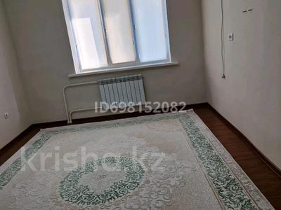 Пәтерлер в Атырауской обл.: 1-бөлмелі пәтер · 41 м², мкр Нурсая, нүрсая 6, бағасы: 14 млн 〒 1-бөлмелі пәтер · 41 м², мкр Нурсая, нүрсая 6, бағасы: 14 млн 〒 в Атырау