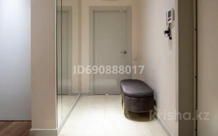 2-бөлмелі пәтер · 85 м² · 1/7 қабат, Шамши Калдаякова, бағасы: 87 млн ₸ в Астане, Есильский р-н — фото 2