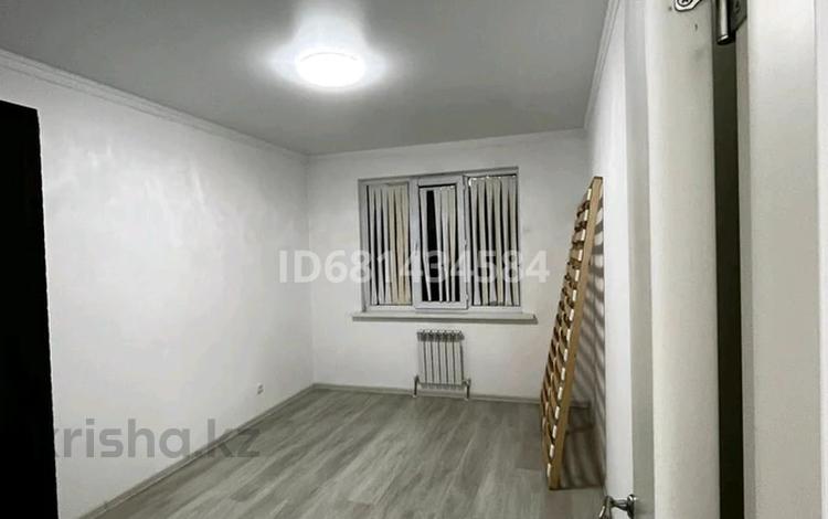 2-бөлмелі пәтер · 65 м² · 8/12 қабат, Алатауская трасса — Бәрі бар, бағасы: 300 000 ₸ в Алматы — фото 2