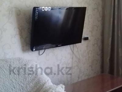 2-комнатная квартира · 45 м² · 4/5 этаж, Ауэзова 42 за 12 000 ₸ в Семее