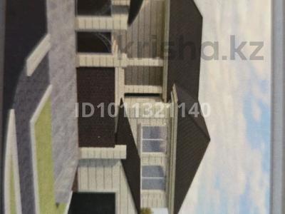 Отдельный дом · 5 комнат · 350 м² · 7 сот., мкр Михайловка , Прогресса 28 — В доль дороги за 65 млн 〒 в Караганде, Казыбек би р-н