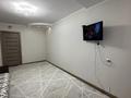 3-комнатная квартира, 60 м², 2/5 этаж, мкр Аксай-2 49 за 40 млн 〒 в Алматы, Ауэзовский р-н — фото 2