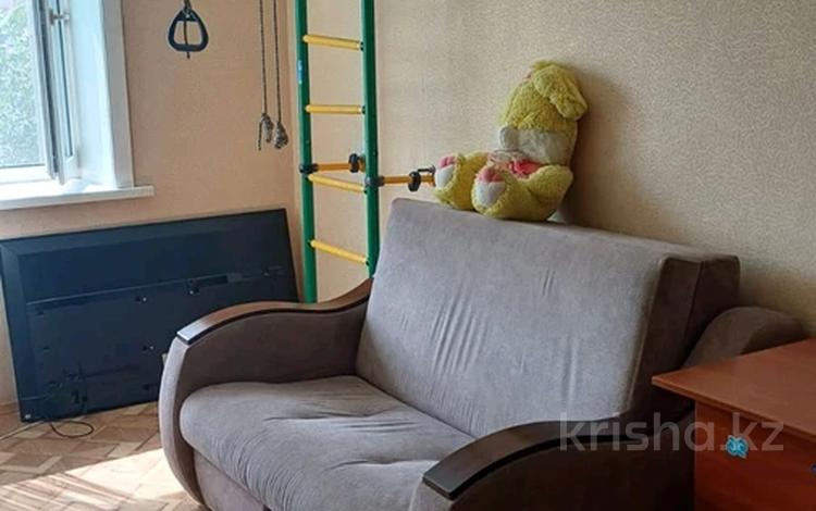 1-комнатная квартира · 35 м² · 3/5 этаж, Кизатова 3н за 130 000 ₸ в Петропавловске — фото 2