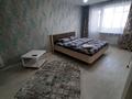 1-комнатная квартира, 40 м², 3/5 этаж посуточно, Мухита 128 за 10 000 〒 в Уральске — фото 4