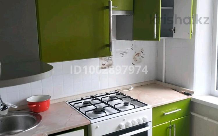 2-комнатная квартира · 45 м² · 4/5 этаж, Майкудук, Майкудук, 12й микрорайон — Горняк за 110 000 ₸ в Караганде, Алихана Бокейханова р-н — фото 2