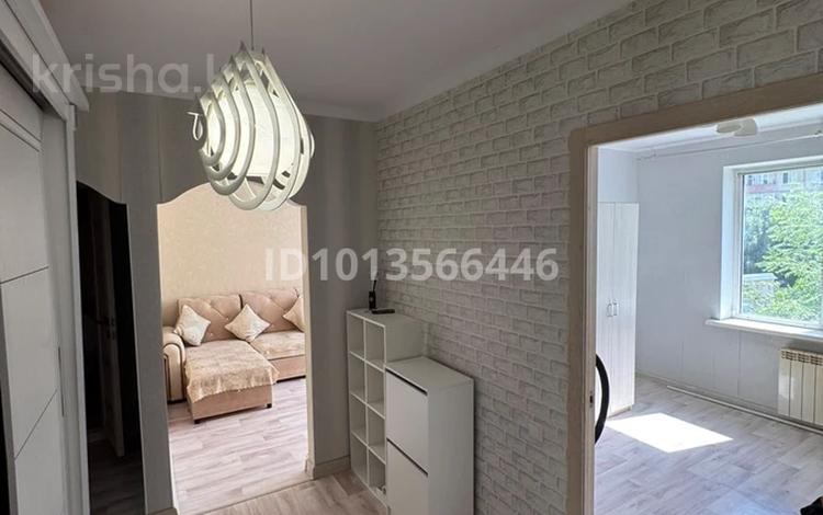 3-комнатная квартира · 70 м² · 3/9 этаж, мкр 8, Братья Жубановых за 22.6 млн ₸ в Актобе — фото 2