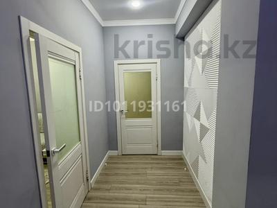 2-комнатная квартира · 60 м² · 7/9 этаж, Просп. Абулхаир Хана 51АблокБ за 250 000 〒 в Атырау, мкр Авангард-2