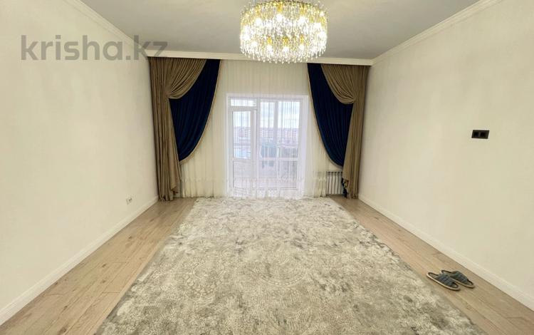 4-комнатная квартира, 110 м², 9/10 этаж, мкр Юго-Восток, муканова 53/8