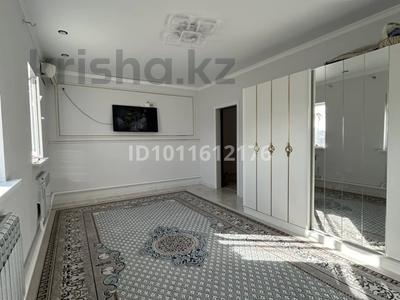 Отдельный дом · 2 комнаты · 72 м² · 10 сот., мкр Зарослый, 18 2 за 15.5 млн ₸ в Атырау