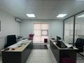 Свободное назначение, офисы, магазины и бутики, склады, общепит, салоны красоты, сельское хозяйство, бани, гостиницы и зоны отдыха, фитнес и спорт, медцентры и аптеки, образование, развлечения, конференц-залы, кабинеты и рабочие места, студии · 150 м² за 1 млн 〒 в Караганде, Казыбек би р-н — фото 8