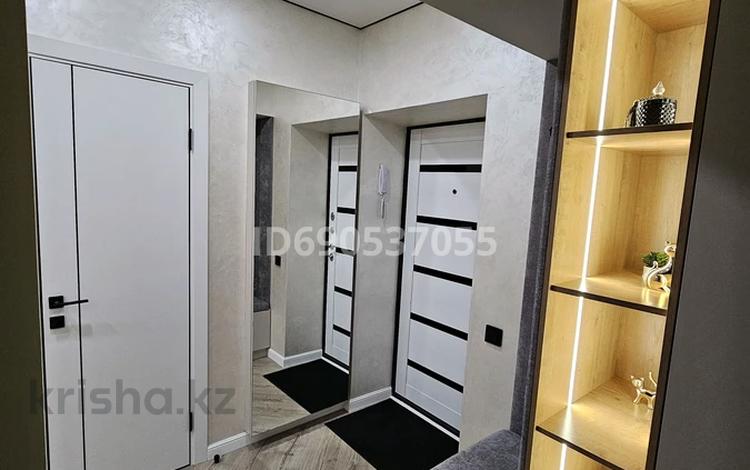 1-комнатная квартира · 39 м² · 2/5 этаж, мкр Самал-1 15 — Достык Плаза за 450 000 ₸ в Алматы, Медеуский р-н — фото 2