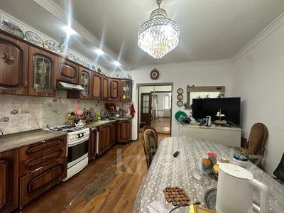 Отдельный дом · 4 комнаты · 104.3 м² · 3.35 сот., Джандильдинова за 40 млн 〒 в Семее