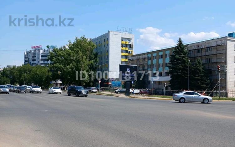 1-бөлмелі пәтер · 33 м² · 9/9 қабат, Абай 102 — City center, бағасы: 6.5 млн ₸ в Уральске — фото 9