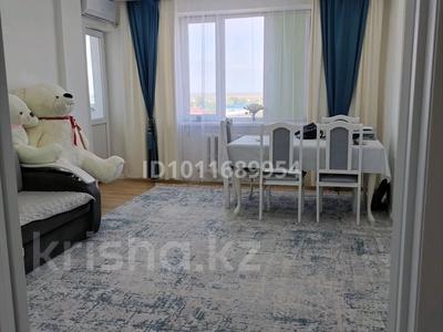 2-комнатная квартира · 70 м² · 7/9 этаж, 10 микрорайон 21 за 22 млн ₸ в Аксае