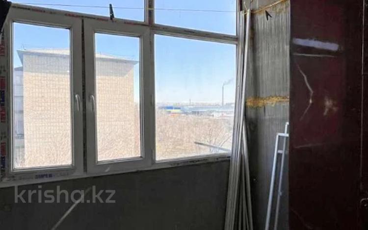 2-бөлмелі пәтер · 50 м² · 4/5 қабат, Самал, бағасы: 16 млн ₸ в Талдыкоргане, мкр Самал — фото 2