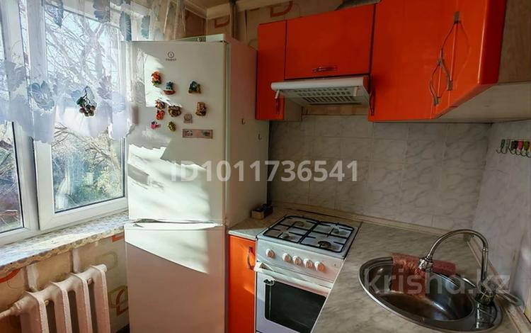 1-комнатная квартира · 32 м² · 4/5 этаж, мкр Новый Город, Гоголя 35 за 14.2 млн ₸ в Караганде, Казыбек би р-н — фото 2