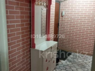 1-бөлмелі пәтер · 32.8 м² · 1/1 қабат, Макарова 22А — ваенторг, бағасы: 7.8 млн ₸ в Таразе