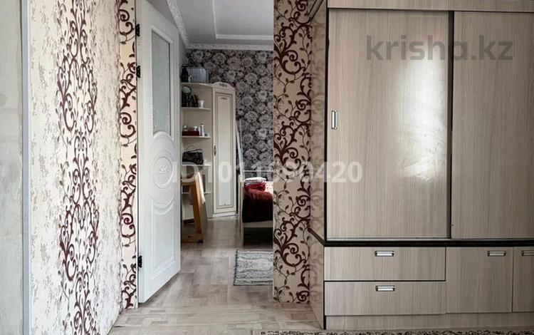 3-бөлмелі пәтер · 52 м² · 2/2 қабат, Толе би 340 — Школа Дарын, Камал магазин, бағасы: 15 млн ₸ в Ленгере — фото 8