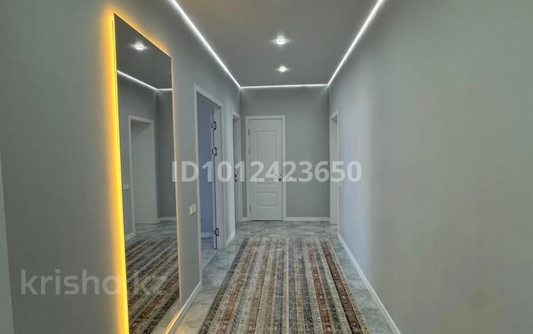 3-бөлмелі пәтер · 90 м² · 7/10 қабат, Юго-Восток ш/а., Букетова 3/4 — Букетова, бағасы: 52 млн ₸ в Караганде, Казыбек би р-н — фото 2