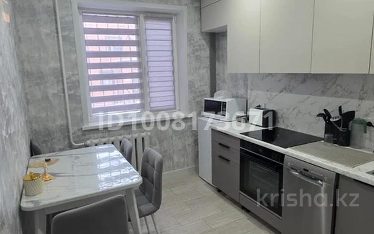 2-бөлмелі пәтер · 54 м² · 1/9 қабат, Назарбаева 42, бағасы: 30 млн ₸ в Павлодаре — фото 2