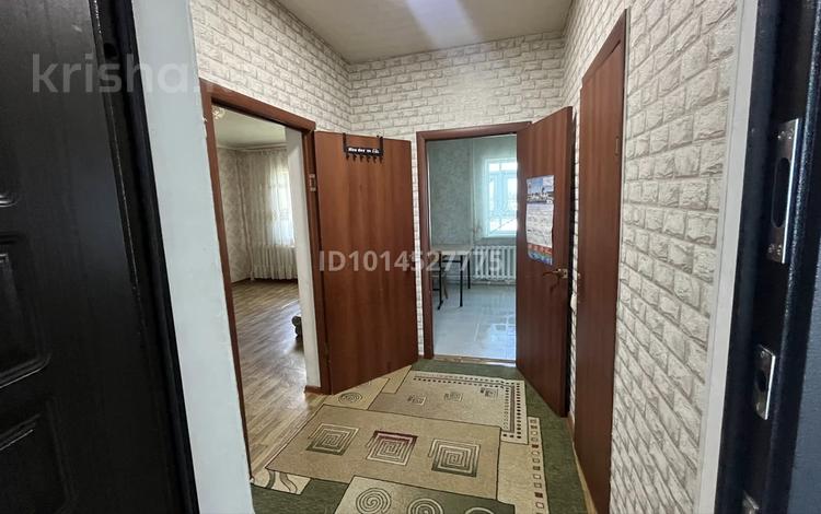 1-бөлмелі пәтер · 46 м² · 3/3 қабат, Коттеджный городок Береке 1, бағасы: 80 000 ₸ в Талдыкоргане — фото 2