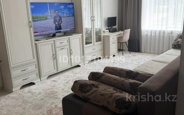 3-комнатная квартира · 80 м² · 1/10 этаж, Жастар 37/2 за 41 млн ₸ в Усть-Каменогорске — фото 2