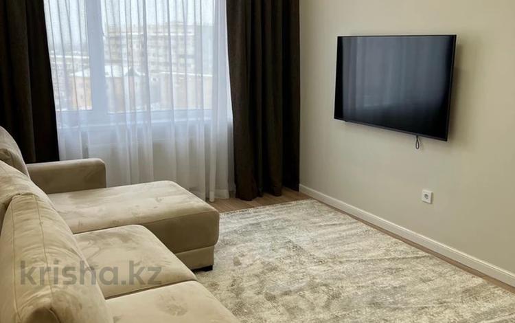 1-комнатная квартира · 40 м² · 8/17 этаж, Райымбека 210 — Ауэзова-Райымбека за 300 000 ₸ в Алматы, Алмалинский р-н — фото 9