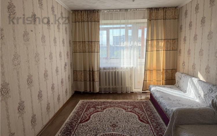 1-комнатная квартира · 32 м² · 5/5 этаж, мкр Юго-Восток, республики 20 за 12 млн ₸ в Караганде, Казыбек би р-н — фото 2