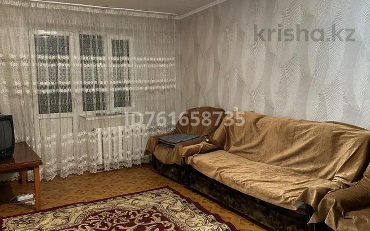 2-комнатная квартира · 43.5 м² · 3/3 этаж, мкр Алтай-1 за 180 000 ₸ в Алматы, Турксибский р-н — фото 2