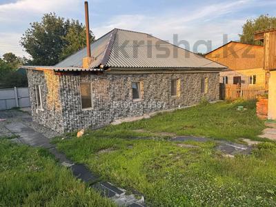 Жеке үй · 3 бөлме · 100 м² · 10000 сот., Инициативная 31 — Магазин остановка детский сад школа, бағасы: 15 млн ₸ в Усть-Каменогорске, Ульбинский