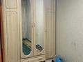 2-бөлмелі пәтер · 45 м² · 1/5 қабат, 11-й микрорайон, 11-й микрорайон — Кафе Энфесс, бағасы: 16 млн ₸ в Шымкенте, Енбекшинский р-н — фото 4