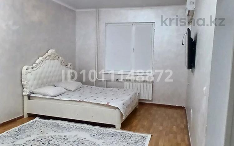 1-комнатная квартира · 50 м² · 12/16 этаж, мкр. Алмагуль, Бейбарыса 19 за 14 млн ₸ в Атырау — фото 2