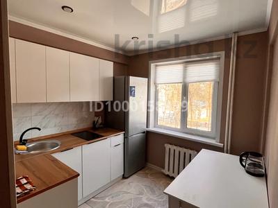 Аренда квартир в Восточно-Казахстанской обл.: 1-комнатная квартира · 35 м² · 2/5 этаж · помесячно, К.Битибаева за 160 000 〒 1-комнатная квартира · 35 м² · 2/5 этаж · помесячно, К.Битибаева за 160 000 〒 в Усть-Каменогорске, Ульбинский