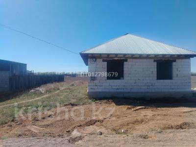 Отдельный дом · 5 комнат · 100 м² · 8 сот., Раймбек батыр за 9 млн ₸ в Алатау