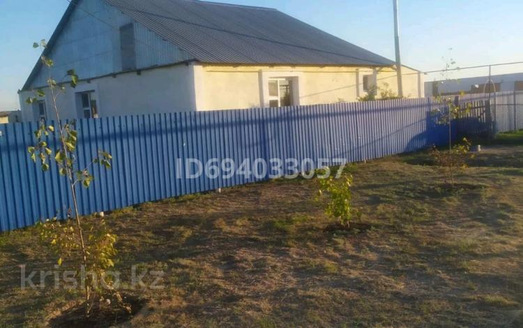 Жеке үй · 3 бөлме · 120 м² · 1000 жүзд., П.Жанаконыс, батыс 3/2, бағасы: 15 млн ₸ в Аксае — фото 2