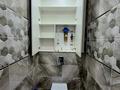 2-бөлмелі пәтер · 96.5 м² · 3/5 қабат, Хиуаз Доспанова 32, бағасы: 42.5 млн ₸ в Уральске — фото 27