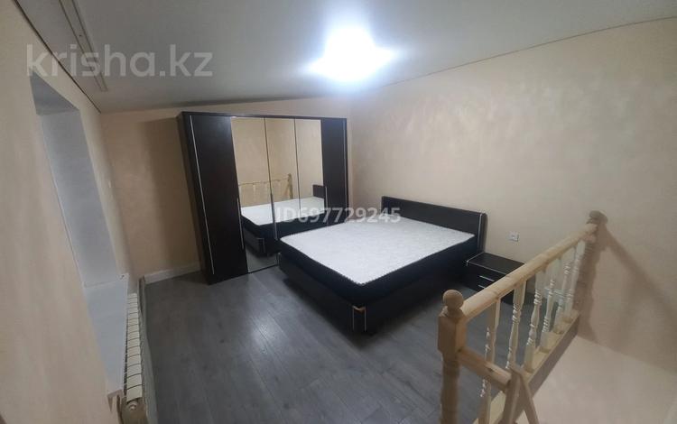 1-комнатная квартира · 36 м² · 1/1 этаж, мкр Достык, Виноградова 24 — Момышулы абая за 200 000 ₸ в Алматы, Ауэзовский р-н — фото 2