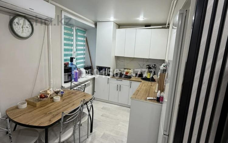 3-бөлмелі пәтер · 70 м² · 1/4 қабат, Ульяно-Громовой 2а, бағасы: 30 млн ₸ в Петропавловске — фото 2